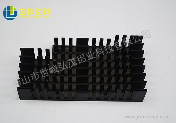 鋁合金散熱器生產(chǎn)廠家解析：什么是工業(yè)鋁型材？