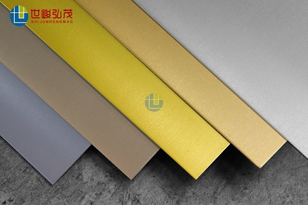 拉絲陽極氧化鋁板有什么優(yōu)點(diǎn)？世峻弘茂告訴你